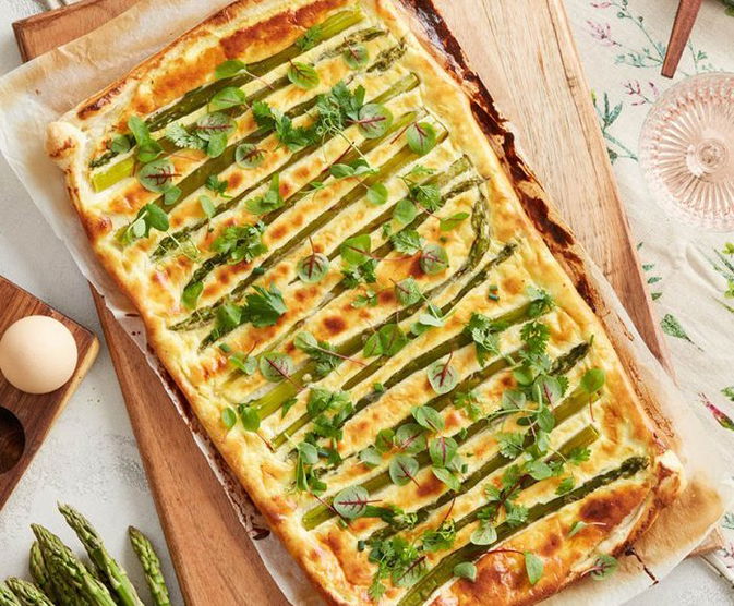 zöldspárgás leveles tészta torta