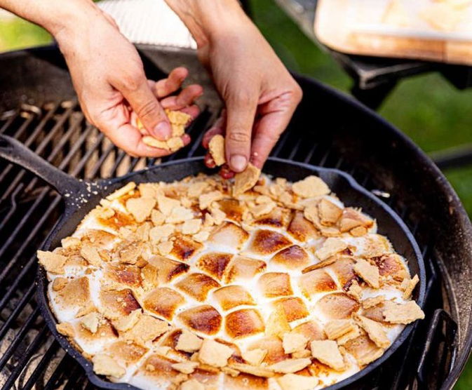Óriás S'Mores a grillről