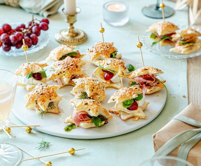 Feestelijke mini sandwiches