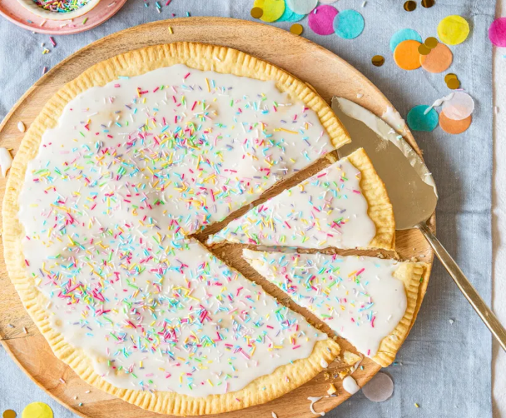 Reuzen Pop Tart met glazuur en sprinkels